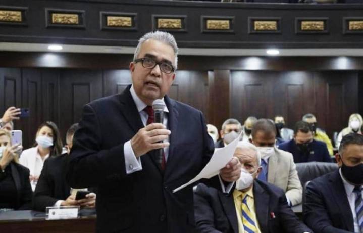 Luis Eduardo Martínez: “El diálogo debe ser público, inclusivo y en Venezuela”