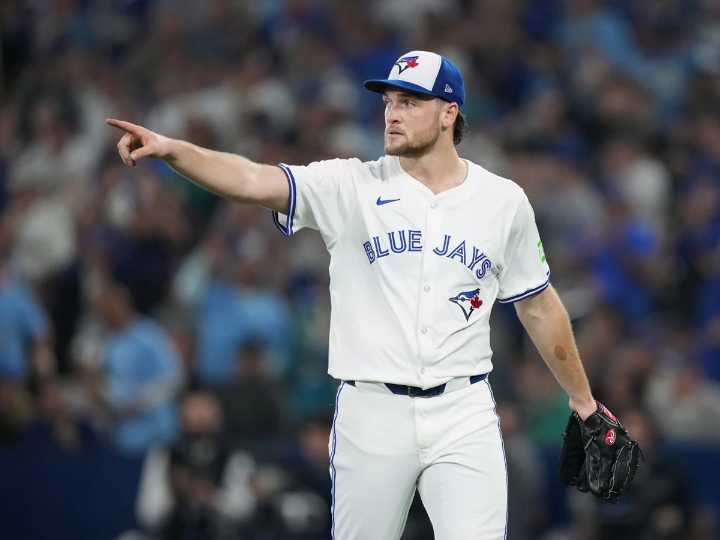 Yesavage consiguió tres dobles matanzas ante Seattle