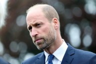 Acusan a tabloide británico de espiar cumpleaños de William