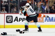 Owen Tippett Shines As Flyers Defeat Kraken 5