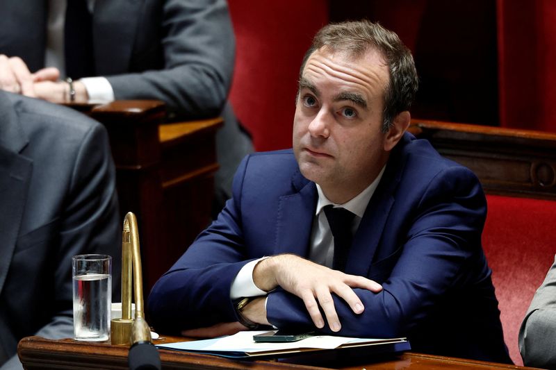 France gets only brief reprieve from budget pressure