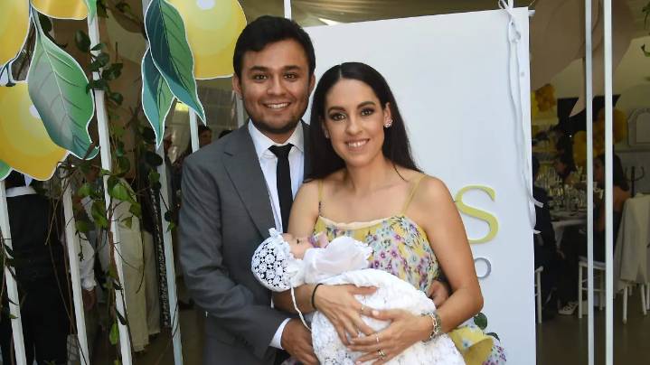 Inés Hidalgo Estrada recibe sacramento del bautizo