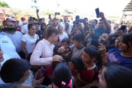 Establecen puentes aéreos en zonas aisladas de Veracruz, informa Sheinbaum