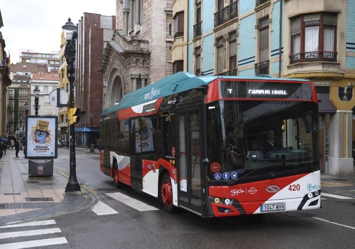 Un fallo técnico en las pruebas de conducción genera dudas en el proceso selectivo de EMTUSA
