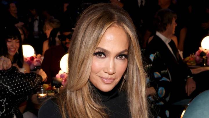 “She Still Calls Him the Love of Her Life”: Jennifer Lopez Facing Struggles Amid Career Setbacks and Heartbreak
