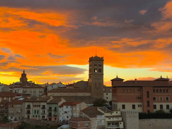 Un espectacular amanecer rojo