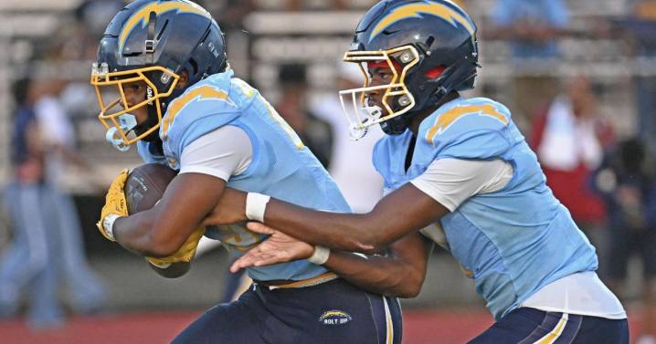 Southern Lab takes on Madison Prep in Week 6 football game