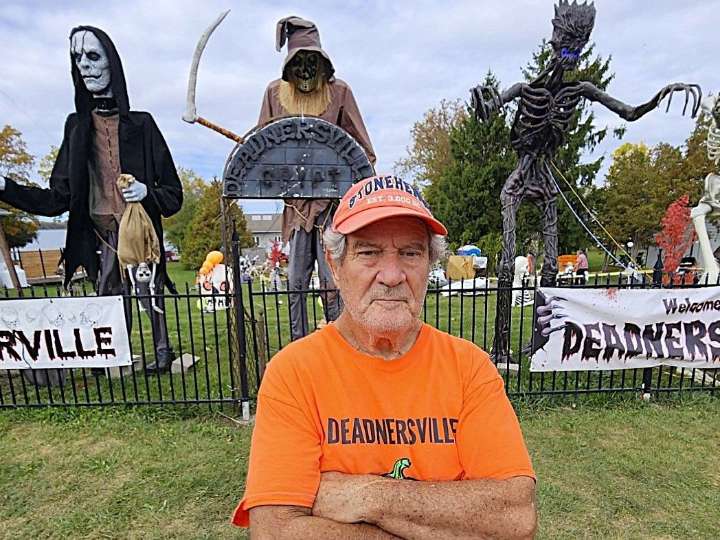 Deadnersville beckons patrons seeking a family friendly Halloween outing
