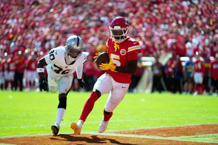 Patrick Mahomes leads Chiefs to 31-0 rout of Raiders as Rashee Rice returns with 2 TDs
