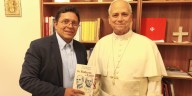 El amigo peruano del papa León XIV narra pasajes íntimos e inéditos en nuevo libro: “Nunca buscó puestos dentro de la Iglesia”