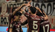Universitario venció 2-0 a Alianza Atlético y sigue como líder del Clausura