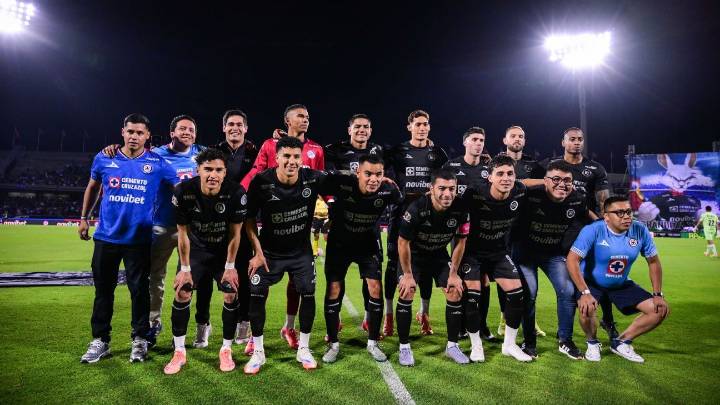 Cruz Azul marcha invicto ante favoritos al título del Apertura 2025