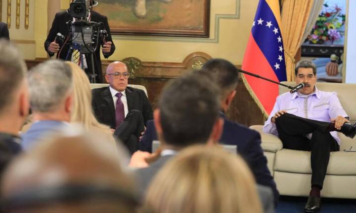 Maduro: EEUU planifica cambio de régimen para controlar petróleo venezolano