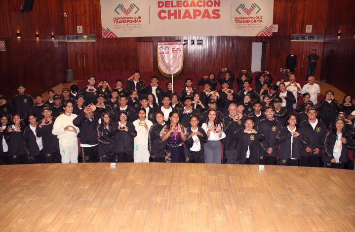 Los abanderan