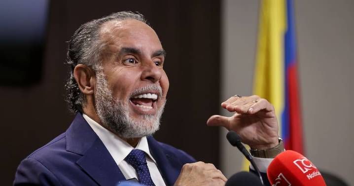 Gobierno envía mensaje de urgencia para acelerar debate de la reforma a la salud