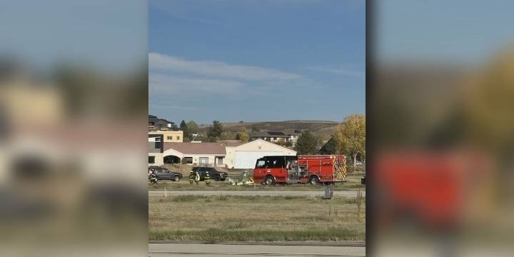 2 killed in plane crash north of Denver