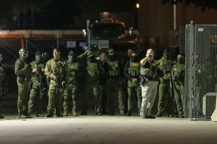 Judge declares federal immigration officers must wear body cameras in Chicago