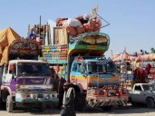 Pakistan seals border with Afghanistan after cross