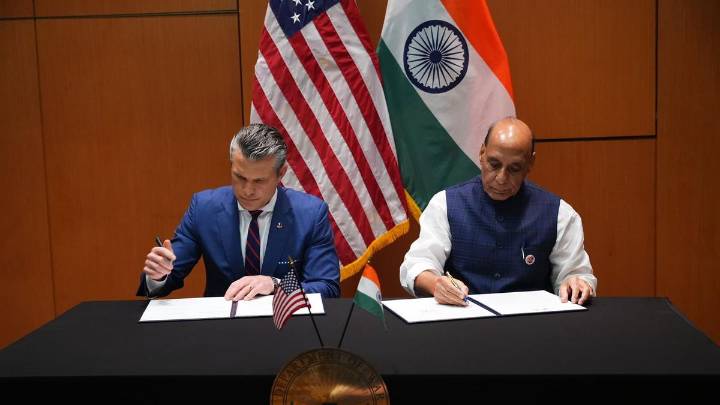 India, U.S. ink 10-year defence framework pact