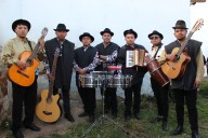 Aires de Mi Tierra participa en concurso de música campesina