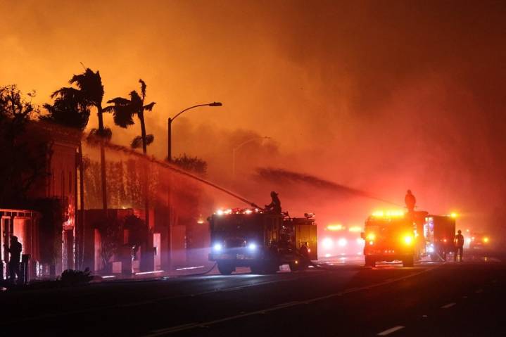 Firefighters Were Ordered to Leave Smoldering Burns Before Palisades Inferno: Report