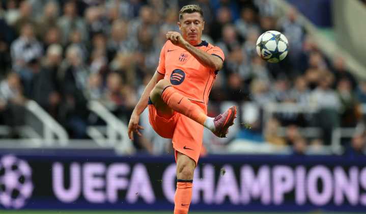¿Ventaja para los merengues? Robert Lewandowski es baja para el Clásico contra el Real Madrid