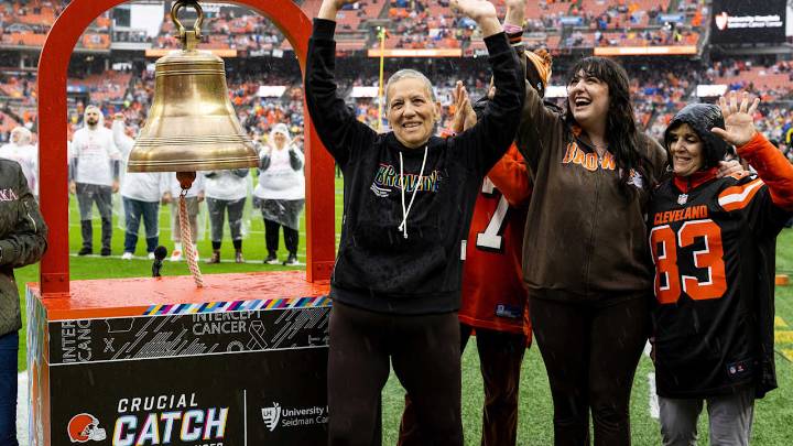 Browns celebrate Crucial Catch during month of October