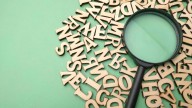 Cuál es la única palabra en español que se puede pronunciar pero no escribir, según la RAE