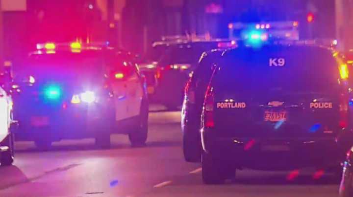 Pedestrian seriously injured in early morning Northeast Portland crash