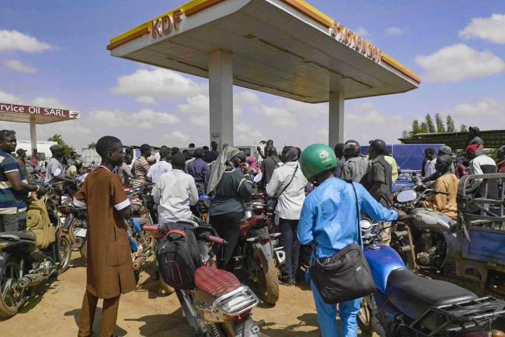 Mali’s capital threatened by tightening Islamist blockade as fuel prices soar