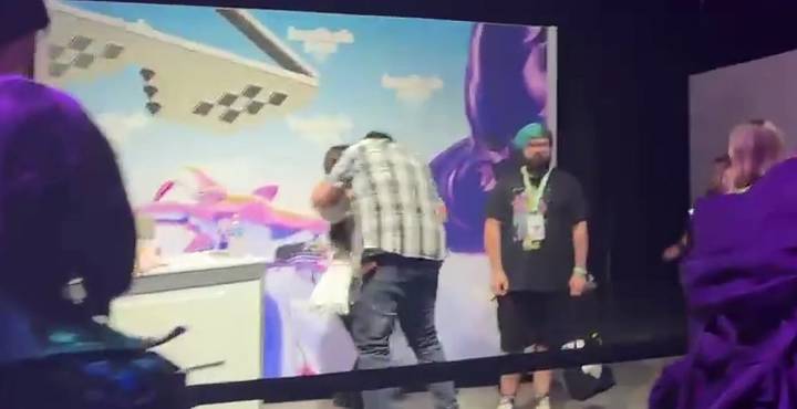 “No me cuidaron”: streamer expone negligencia en TwitchCon tras intento de agresión