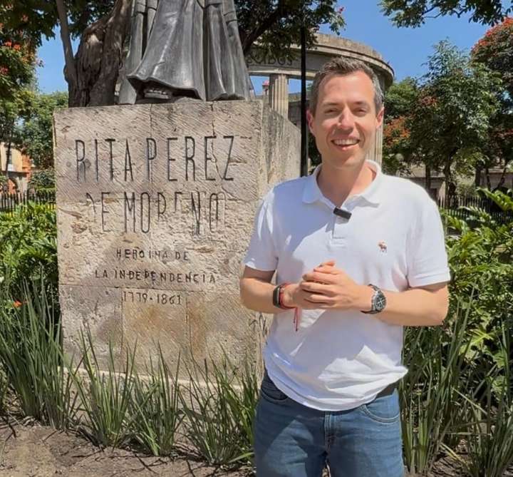 Morena propone rectificar nombre de Rita Pérez en homenaje público