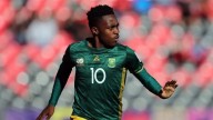 Mfundo Vilakazi marcó el gol del 1-1 de Sudáfrica vs Colombia; penalti tras falta de Jordan García