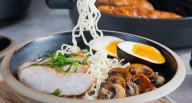 Receta de ramen de pollo y hongos: sabor casero con caldo intenso y toque oriental