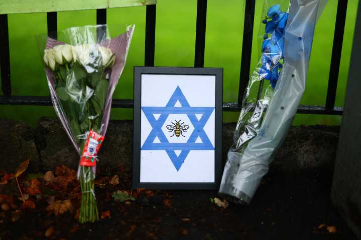 Farrukh Dhondy | Will UK’s Muslims & Asylum-Seekers Get Targeted After ‘Hit’ at Synagogue?