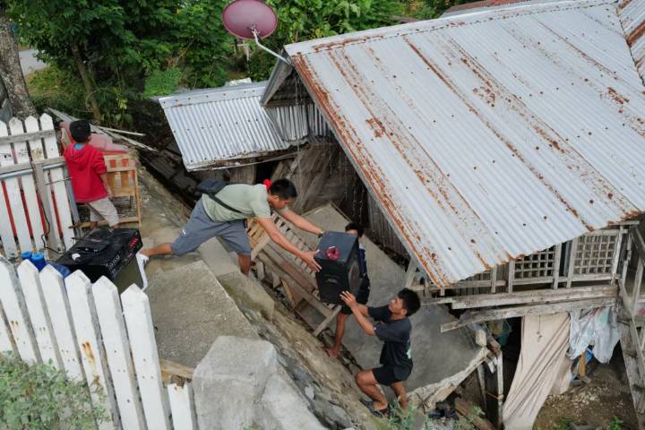 Dos potentes terremotos sacuden el sur de Filipinas y causan al menos siete muertos