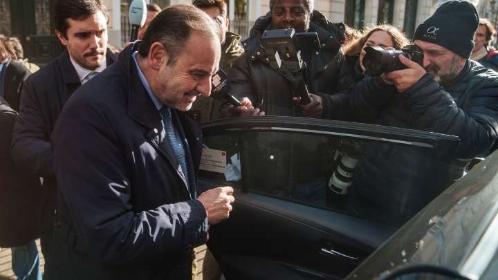 Ábalos vuelve al Supremo tras el sainete sobre su abogado y con la amenaza de la cárcel