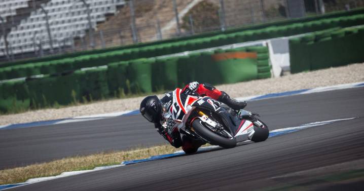 Bridgestone Launches RACING BATTLAX V03 Slick Motorcycle Tire