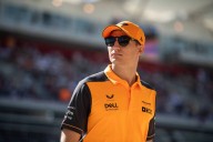 Álex Palou acusa a Zak Brown de bloquear su llegada a la F1 y de no querer a Oscar Piastri