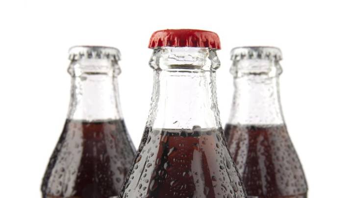 No las tires: transformá las botellas de vidrio y latas de gaseosa en estas divinas lámparas ecológicas para tu casa