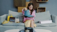 El movimiento de los "desinfluencers" toma fuerza en TikTok e Instagram