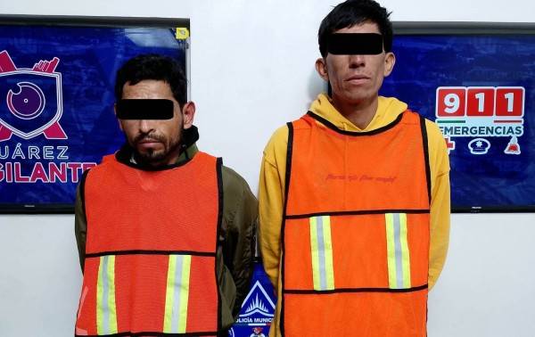 Paseaba en vehículo robado; lo detienen policías junto a acompañante