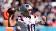 Patriots look to extend win streak to 5 against struggling Browns