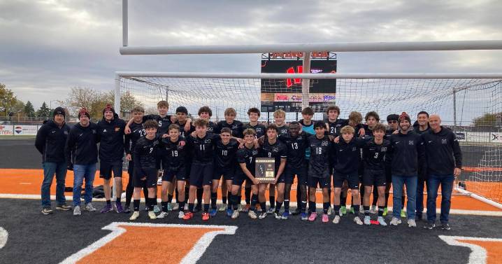 Minooka’s magical season continues with regional championship victory over Bradley