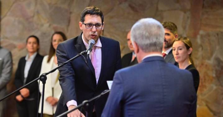 Aparecen pruebas que comprometen al exfiscal de Estado Víctor Endeiza