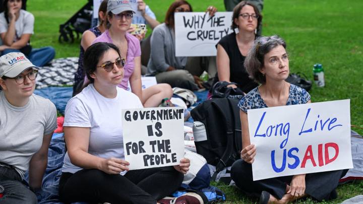 Judge blocks Trump from firing workers amid government shutdown