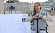 Atenea Gómez Ricalde supervisa avance de construcción de la Cancha de Fútbol 7 en Ciudad Mujeres