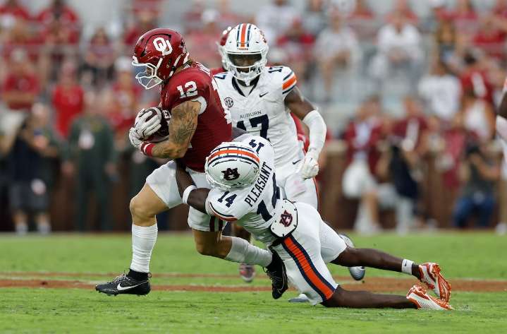 Hugh Freeze on Rayshawn Pleasant’s performance vs Arkansas: ‘I kissed him on the forehead’