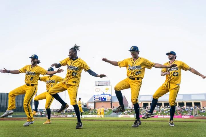 Savannah Bananas bringing back its unique take on baseball to Birmingham in 2026