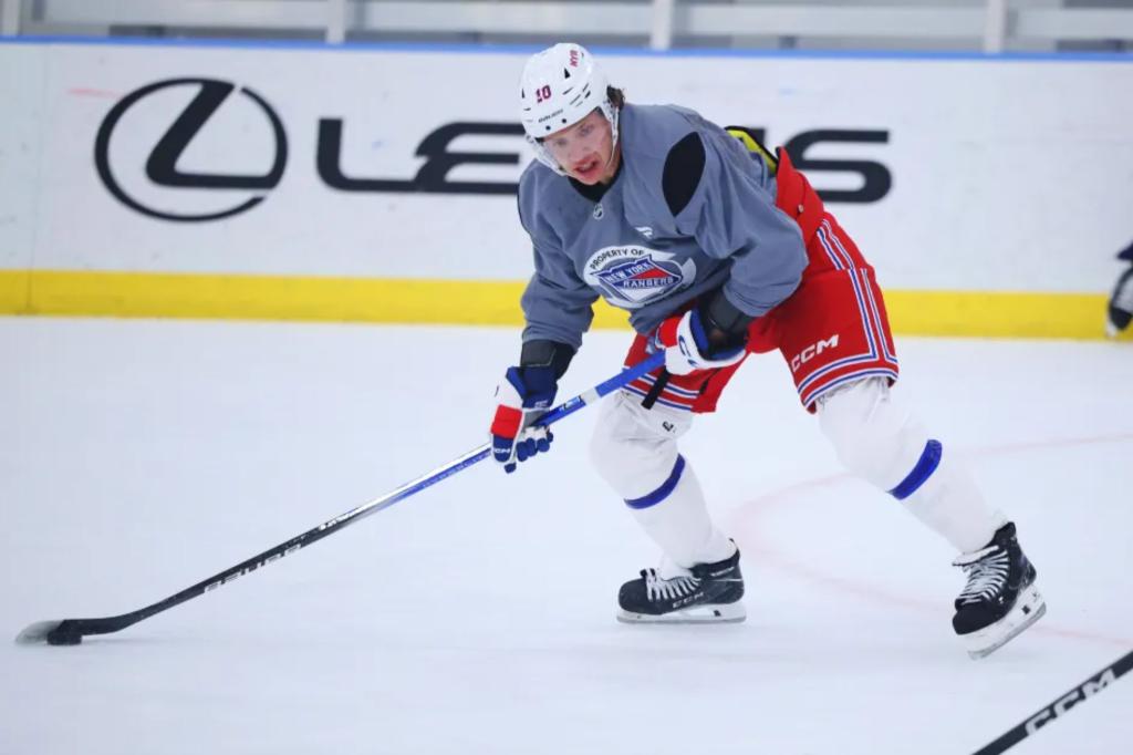 Artemi Panarin awaiting Rangers action with consequential season on tap